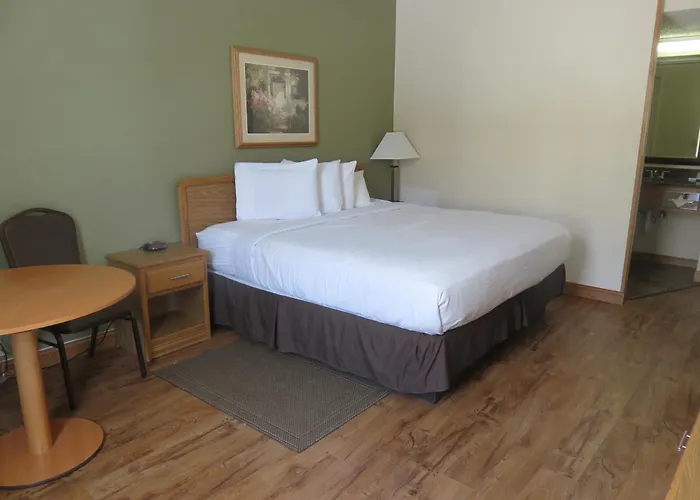 Hotel Baymont By Wyndham
