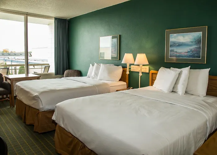 Hotel Baymont By Wyndham 2*