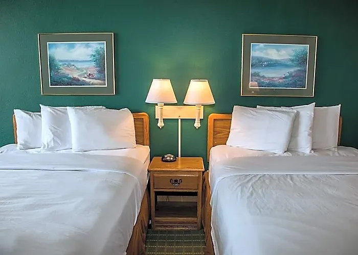 Baymont By Wyndham Hotel Fargo
