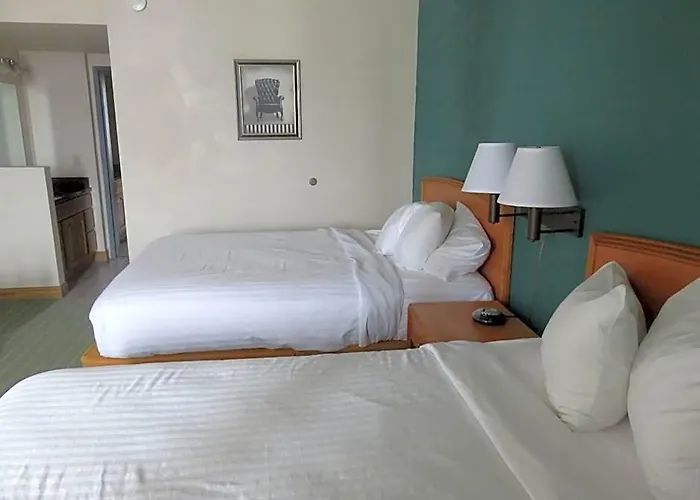 Hotel Baymont By Wyndham 2*