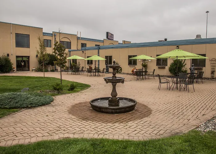 Baymont By Wyndham Hotel